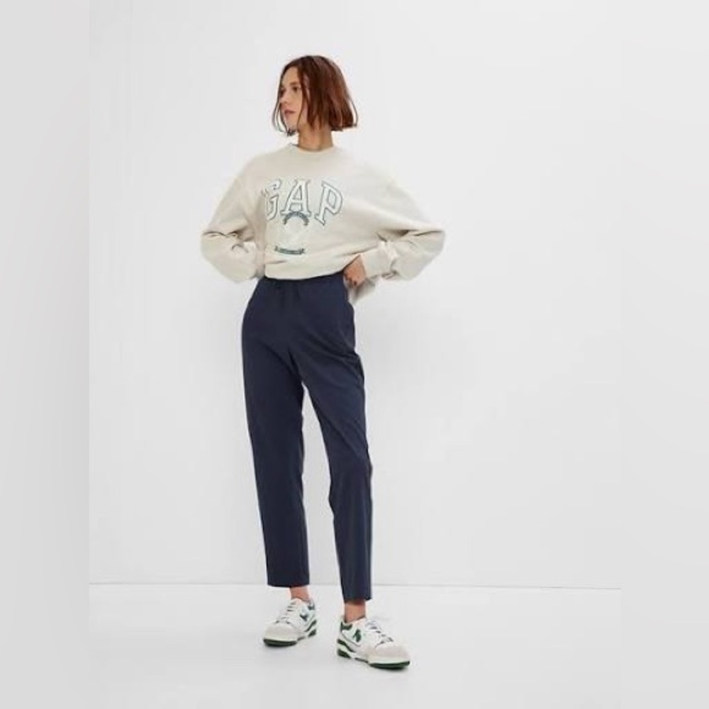 GapFit High Rise Runaround Pants